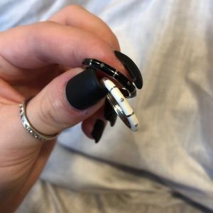 Black & White Ring Set